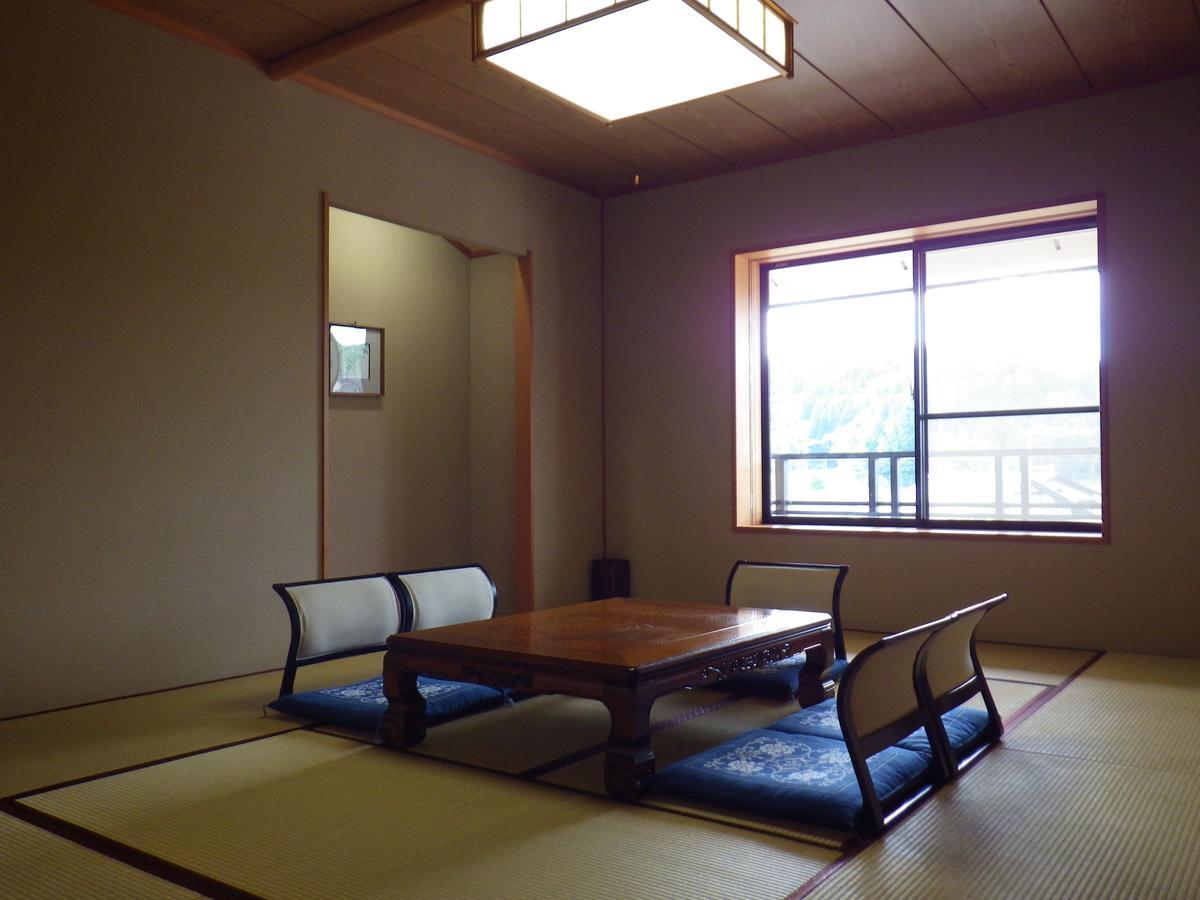 Kurikarajyuku Hotel Tsubata Exterior foto